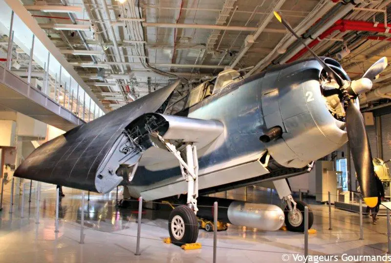 Porte avion 18