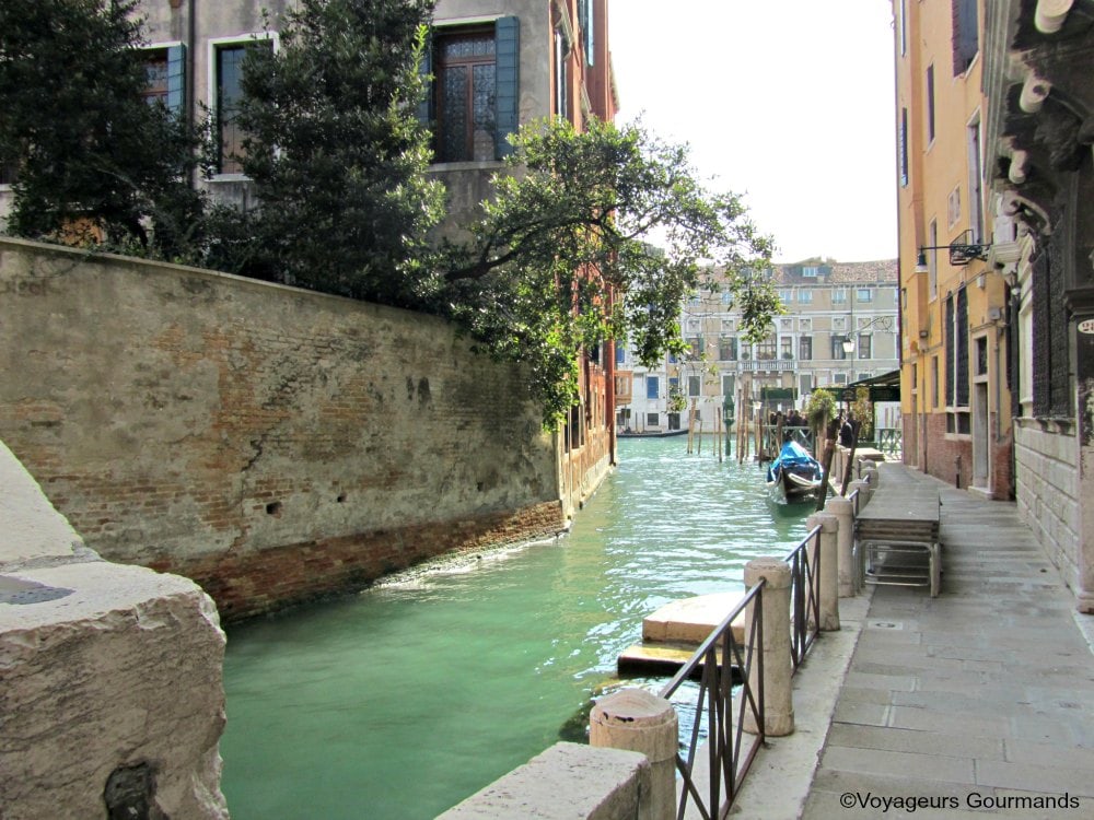 Rues de venise 28