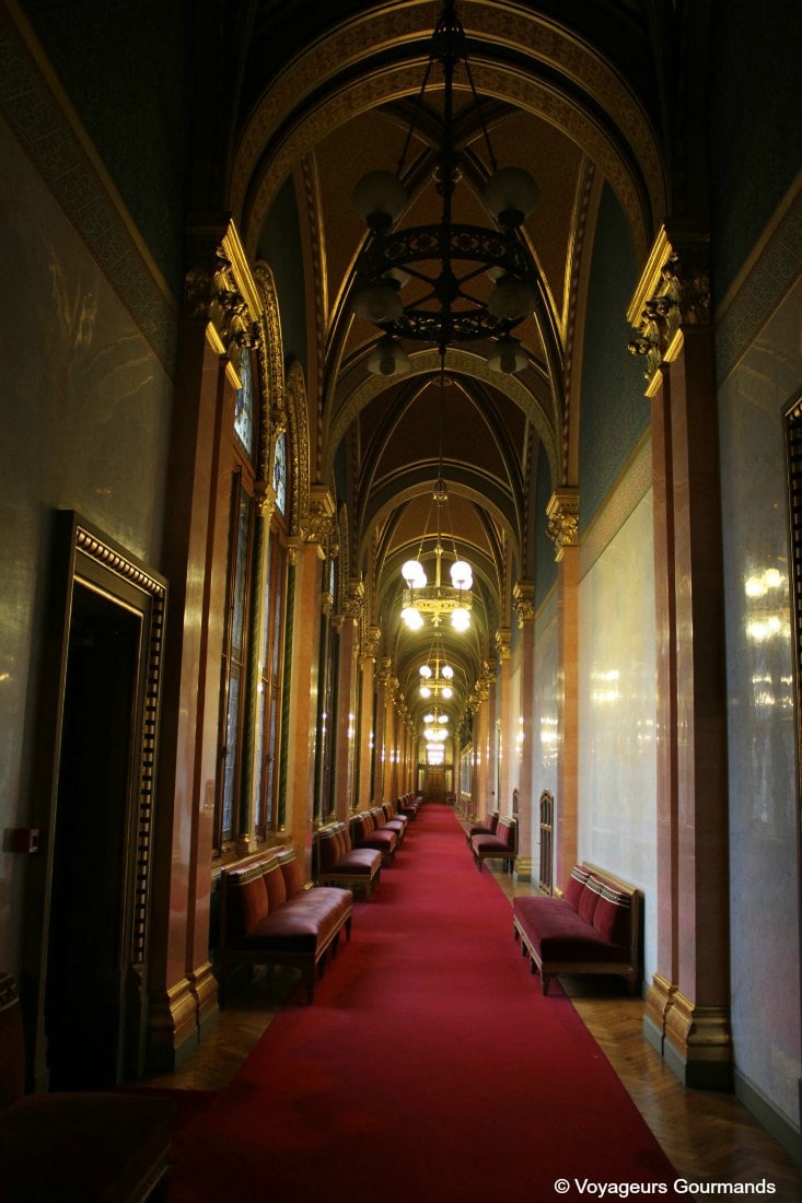 visiter budapest - L'interieur du parlement Hongrois