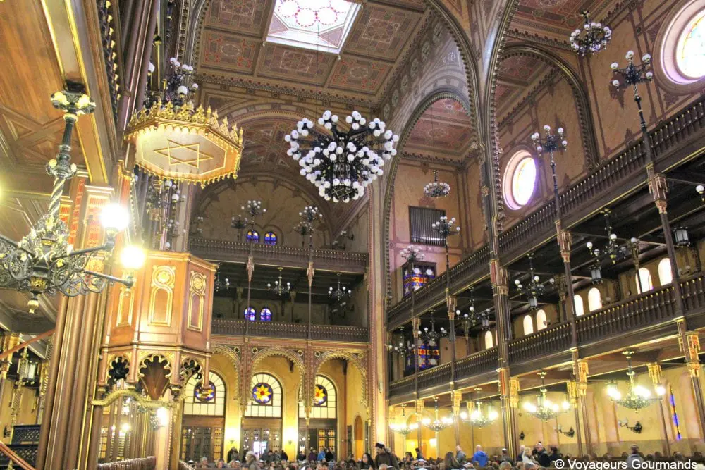 synagogue budapest 14