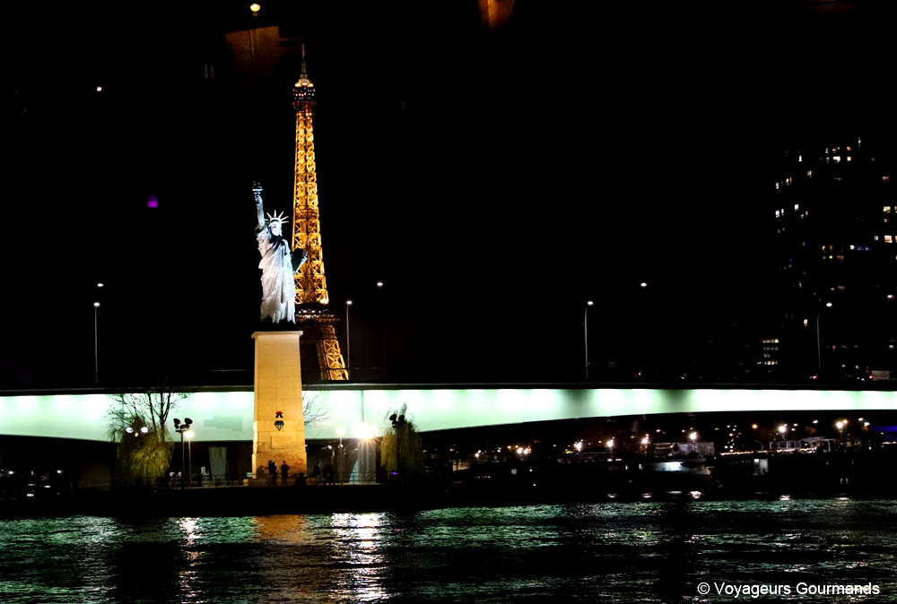 diner croisiere sur la seine