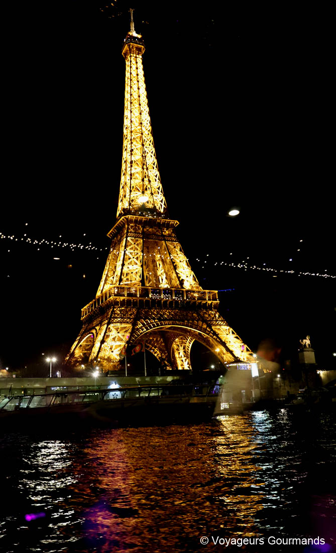 diner croisiere sur la seine