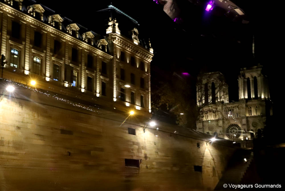 diner croisiere sur la seine