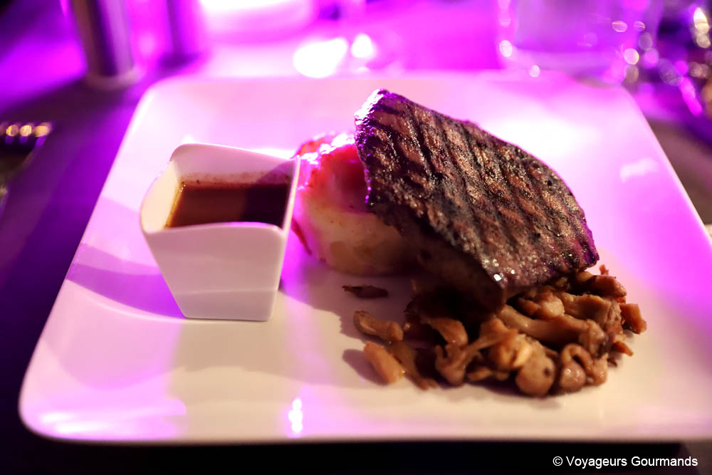 diner croisiere sur la seine