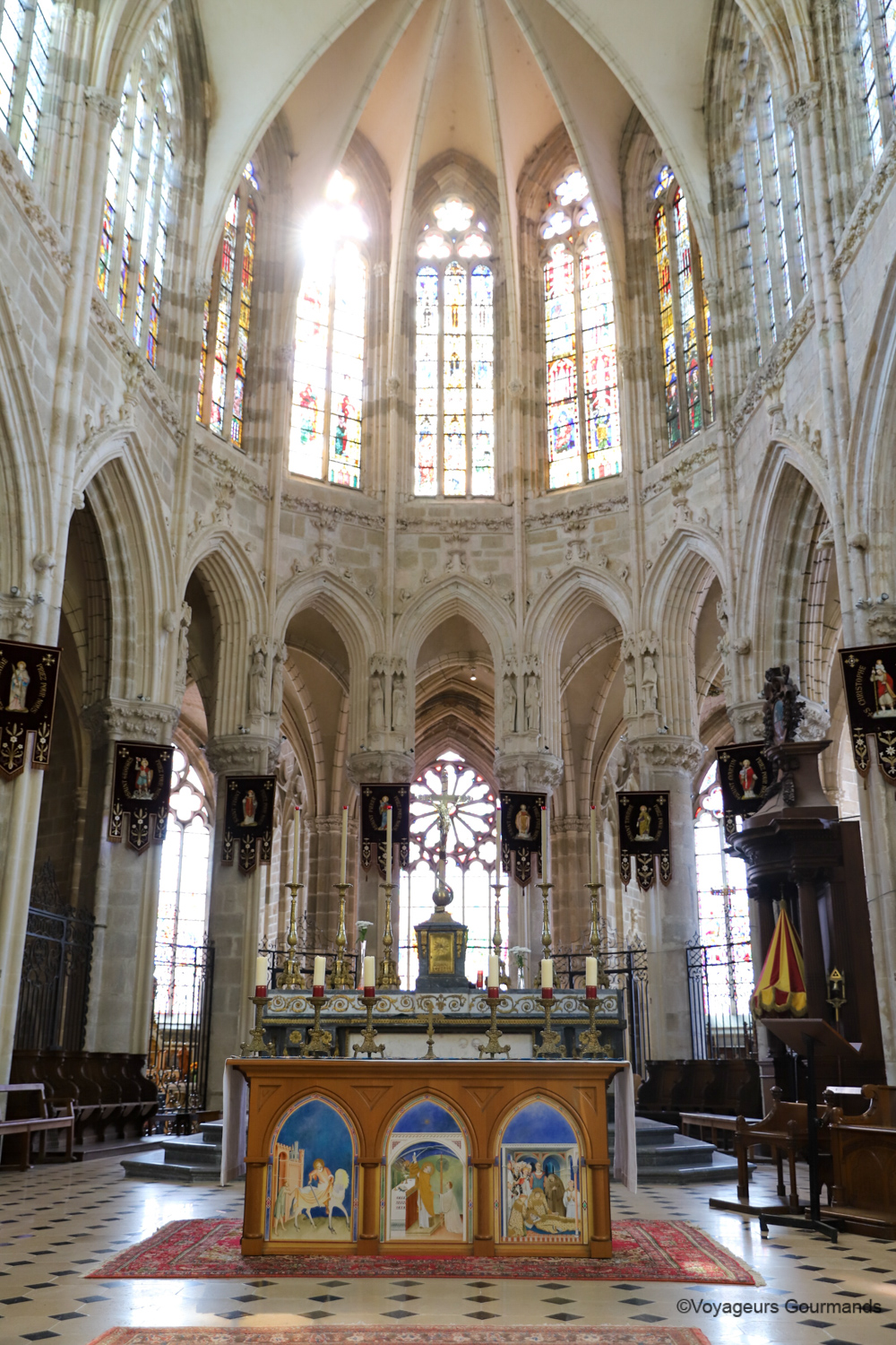 visiter sainte suzanne 25