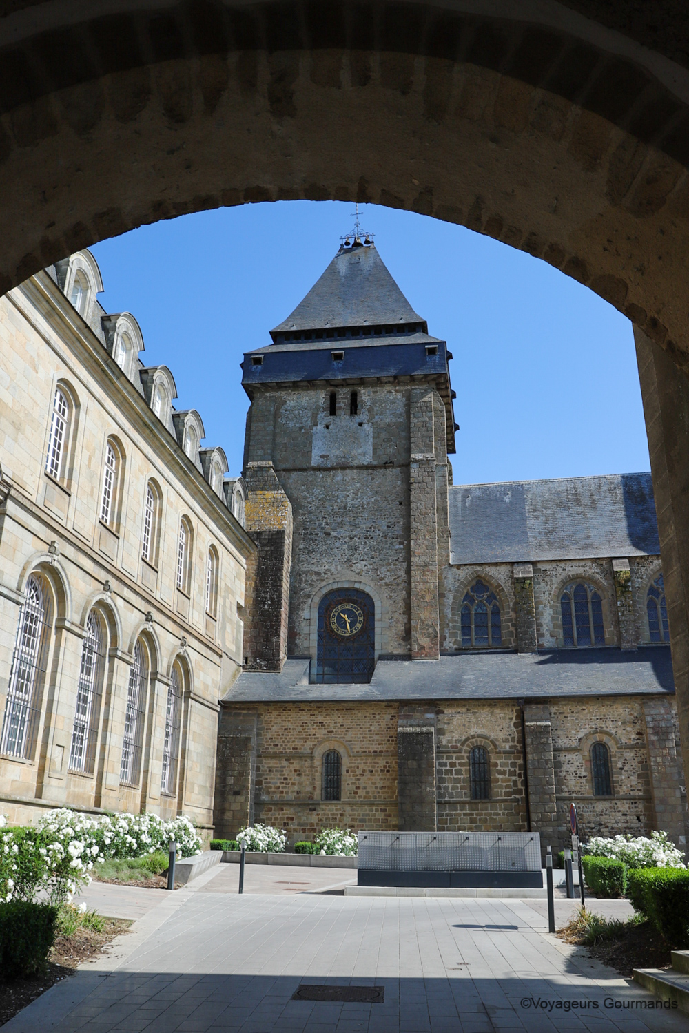 visiter sainte suzanne 29