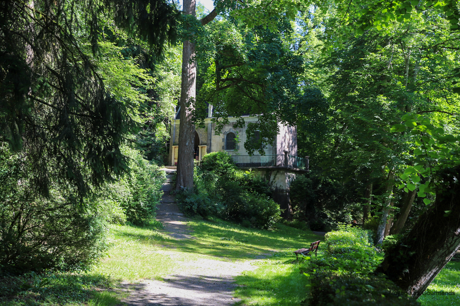 visiter sainte suzanne 40