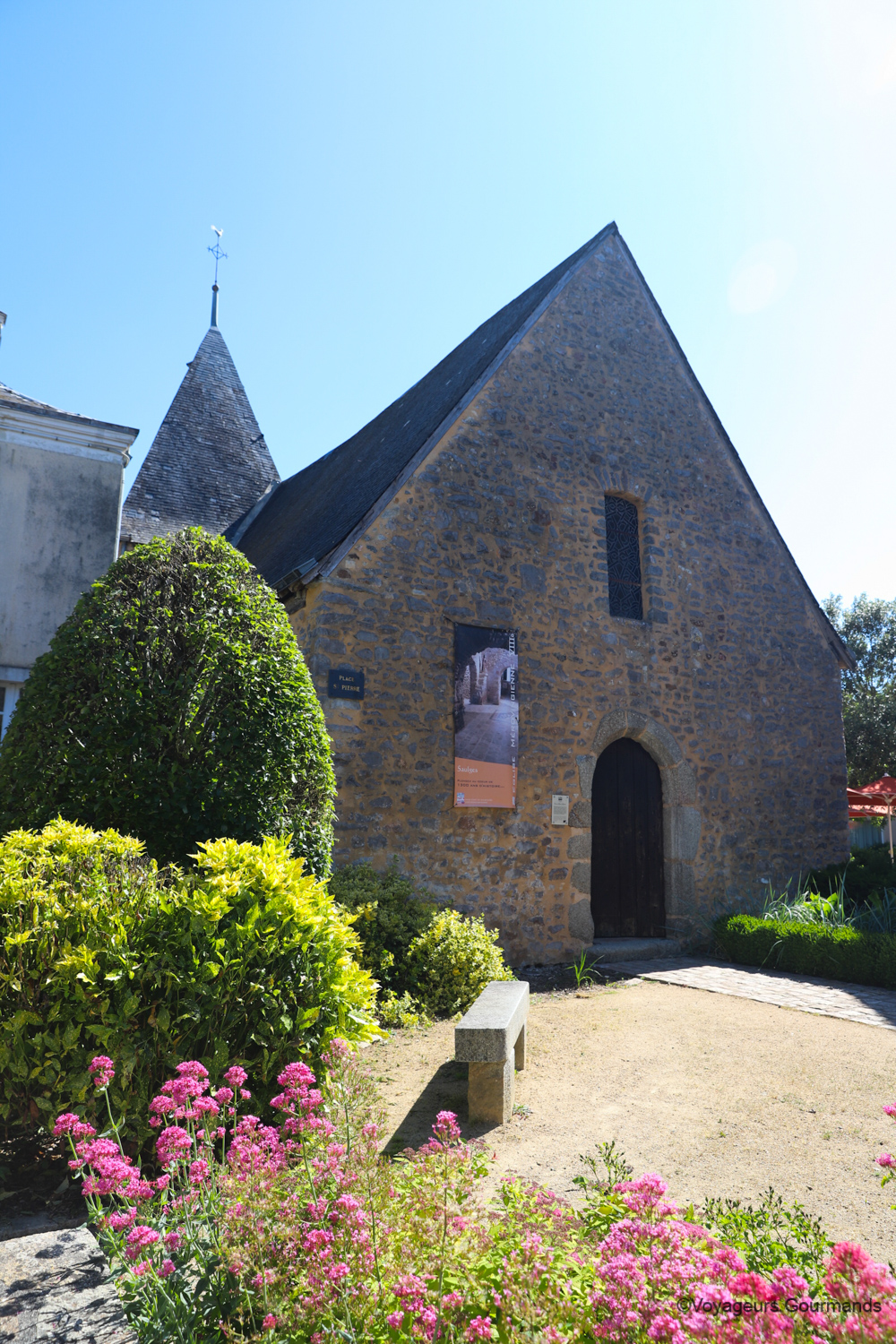 visiter sainte suzanne 42