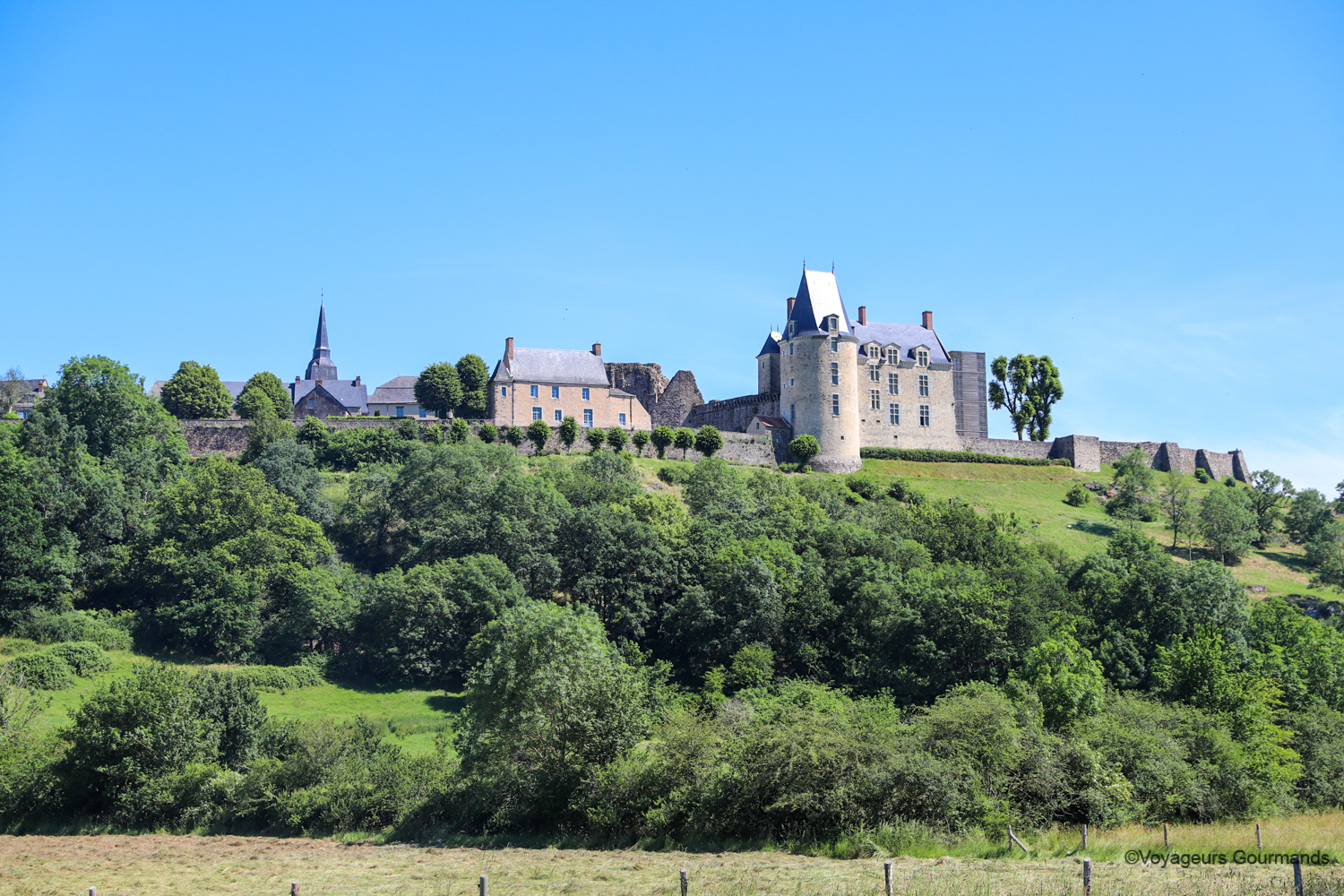 visiter sainte suzanne 59