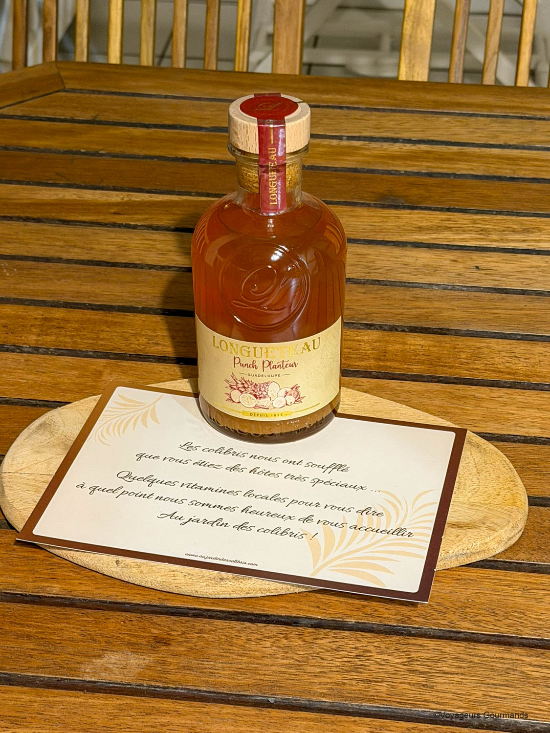 Bouteille de rhum offerte à l'arrivée au Jardin des Colibris