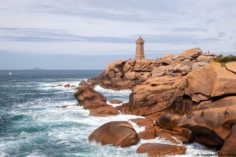 Que faire sur la côte de granit rose : les incontournables